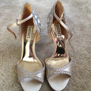 Roxy!! Sexy, strappy sandals